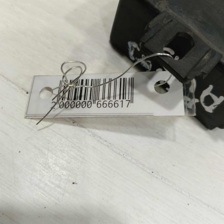 blok-upravleniia-svetom-audi-a4-b6-art-107289-big-2