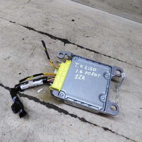 blok-upravleniia-airbag-poduskami-bezopasnosti-toyota-corolla-x-e140-e150-art-107859-big-0