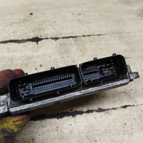 blok-upravleniia-dvigatelem-16i-aus-volkswagen-golf-4-skoda-octavia-tour-volkswagen-bora-audi-a3-art-108562-big-4