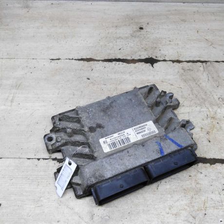blok-upravleniia-dvigatelem-renault-logan-i-art-108769-big-0