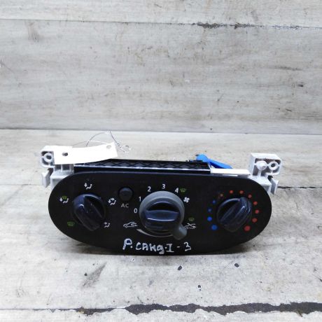 blok-upravleniia-peckoi-renault-sandero-i-art-109036-big-0