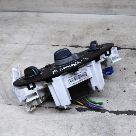 blok-upravleniia-peckoi-renault-sandero-i-art-109036-big-3