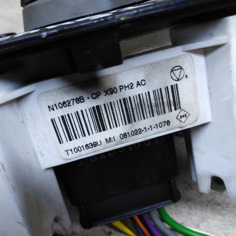 blok-upravleniia-peckoi-renault-sandero-i-art-109036-big-5