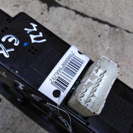 blok-upravleniia-steklopodieemnikami-hyundai-elantra-iii-art-109456-big-4