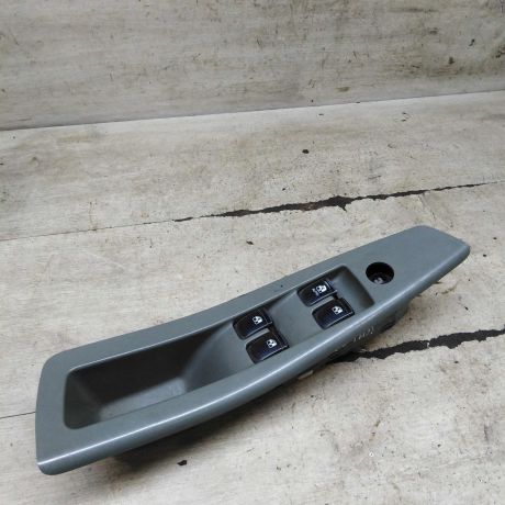 blok-upravleniia-steklopodieemnikami-chevrolet-lacetti-art-109910-big-0