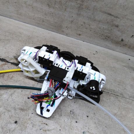 blok-upravleniia-peckoi-i-kondicionerom-nissan-tiida-i-art-109988-big-6