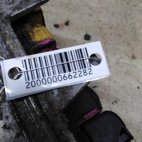 blok-upravleniia-dvigatelem-audi-a4-b5-art-110804-big-1