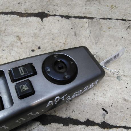 blok-upravleniia-steklopodieemnikami-geely-emgrand-ec7-art-111136-big-1