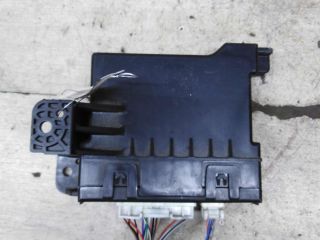 blok-upravleniia-klimatom-toyota-rav4-iv-xa40-art-111382