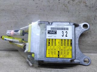 blok-upravleniia-airbag-poduska-bezopasnosti-toyota-rav4-iv-xa40-art-111489