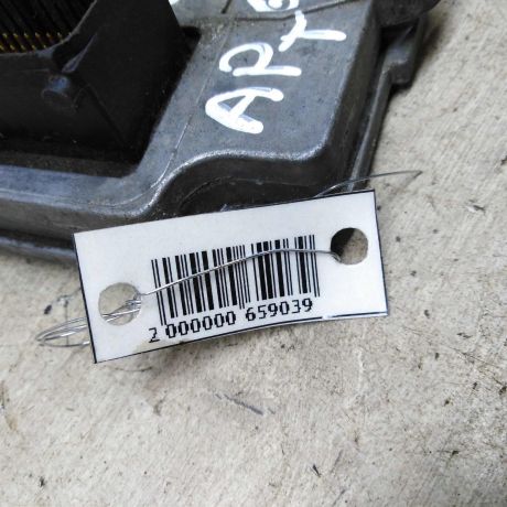 blok-upravleniia-dvigatelem-opel-vectra-c-dorestailing-art-111729-big-1