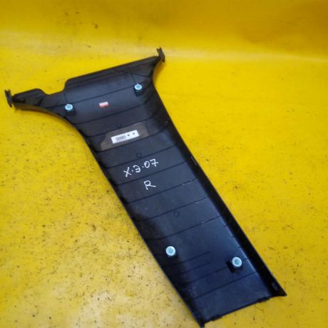 nakladka-vnutrenniaia-srednei-stoiki-hyundai-elantra-hd-art-13114-big-1