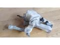 bacok-omyvaiushhei-zidkosti-lobovogo-stekla-volvo-s40-art-14156-small-1