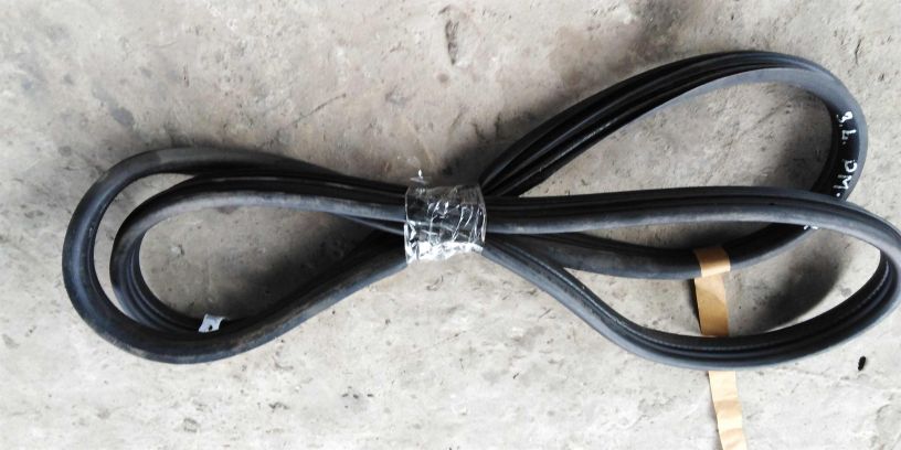 rezinka-uplotnitelnaia-dveri-renault-megane-2-art-14788-big-1