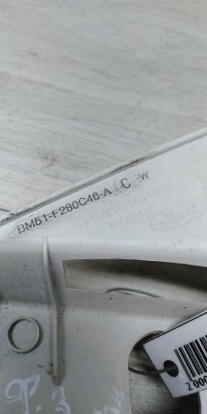 oblicovka-stoiki-zadnaia-pravaia-uglovaia-ford-focus-iii-art-15071-big-3