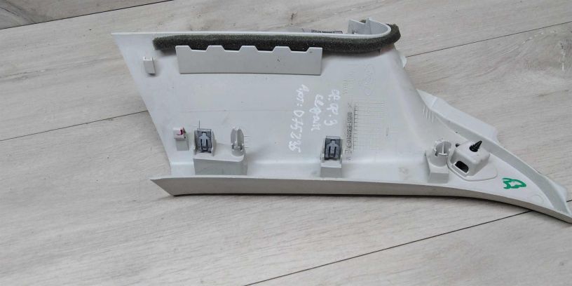 oblicovka-stoiki-zadnaia-pravaia-ford-focus-iii-art-15090-big-1