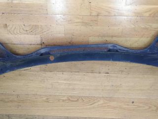 vodootvodiashhii-shhitok-volkswagen-polo-sedan-art-16794