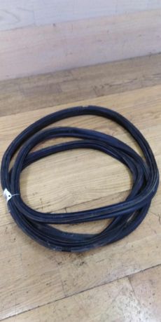 rezinka-uplotnitelnaia-bagaznika-mitsubishi-lancer-9-art-17275-big-2