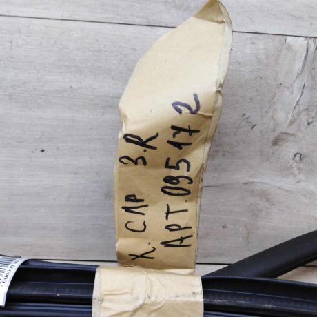 rezinka-uplotnitelnaia-dveri-hyundai-solaris-art-17727-big-1