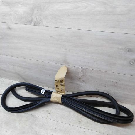 rezinka-uplotnitelnaia-dveri-hyundai-solaris-art-17727-big-2