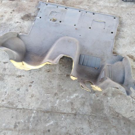 kover-salona-volkswagen-transporter-t5-art-17884-big-2