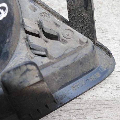 resetka-bampera-ford-fiesta-art-18526-big-3