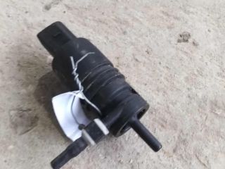 nasos-omyvatelia-stekla-volkswagen-transporter-t5-art-18700