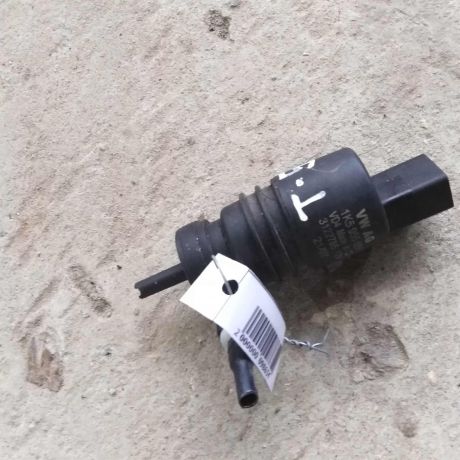 nasos-omyvatelia-stekla-volkswagen-transporter-t5-art-18700-big-1