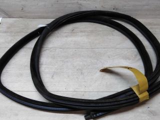 rezinka-uplotnitelnaia-dveri-bmw-e46-art-19784