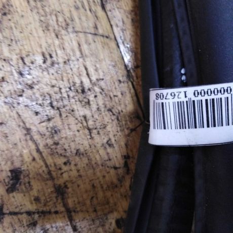 rezinka-uplotnitelnaia-peredniaia-pravaia-volkswagen-touareg-art-19959-big-2