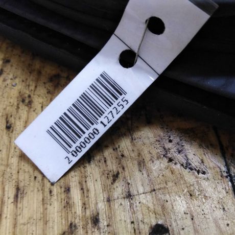 rezinka-uplotnitelnaia-zadniaia-levaia-volkswagen-touareg-art-20071-big-2