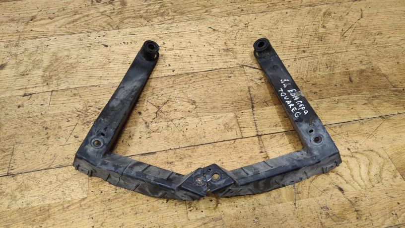 kronstein-zadnego-bampera-volkswagen-touareg-art-20425-big-0