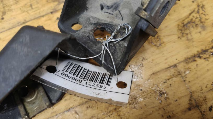 kronstein-zadnego-bampera-volkswagen-touareg-art-20425-big-2