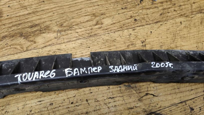 kronstein-zadnego-bampera-volkswagen-touareg-art-20427-big-2