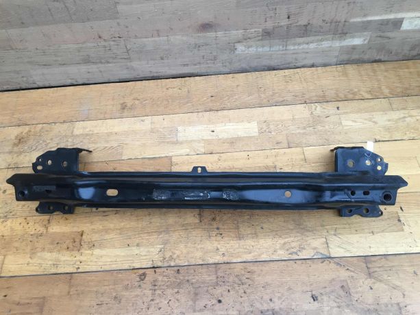 usilitel-perednego-bampera-volkswagen-touareg-2005-art-20571-big-0