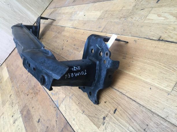 usilitel-perednego-bampera-volkswagen-touareg-2005-art-20571-big-3