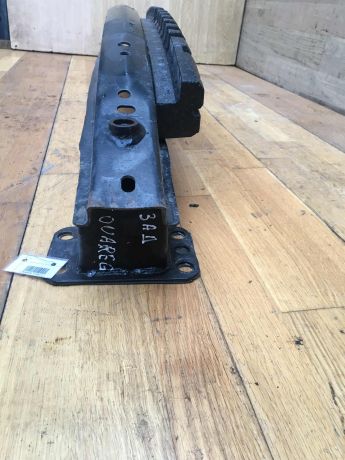 usilitel-zadnego-bampera-volkswagen-touareg-art-20573-big-2