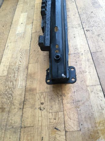 usilitel-zadnego-bampera-volkswagen-touareg-art-20573-big-3