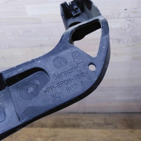 kronstein-krepleniia-zadnego-bampera-srednii-volkswagen-passat-b6-art-20981-big-2