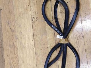 rezinka-uplotnitelnaia-dveri-zadniaia-levaia-ford-fusion-art-20992