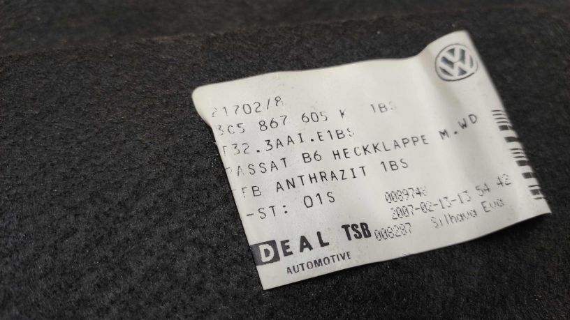 nakladka-kryski-bagaznika-volkswagen-passat-b6-sedan-art-21126-big-2