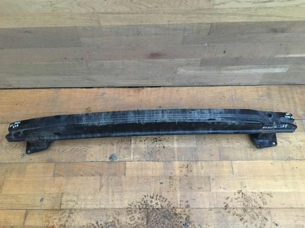 usilitel-bampera-zadnii-volkswagen-passat-b6-sedan-art-21127-big-0