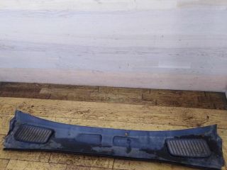 shhitok-vodootvodiashhii-zabo-ford-focus-2-restailing-art-21394