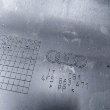 nakladka-bagaznika-vnutrenniaia-audi-a6-c6-art-21603-big-2