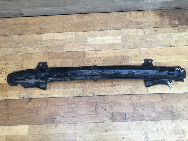 usilitel-perednego-bampera-volkswagen-bora-art-23343-big-0