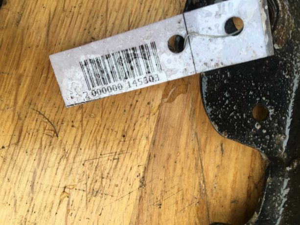 usilitel-perednego-bampera-volkswagen-bora-art-23343-big-3