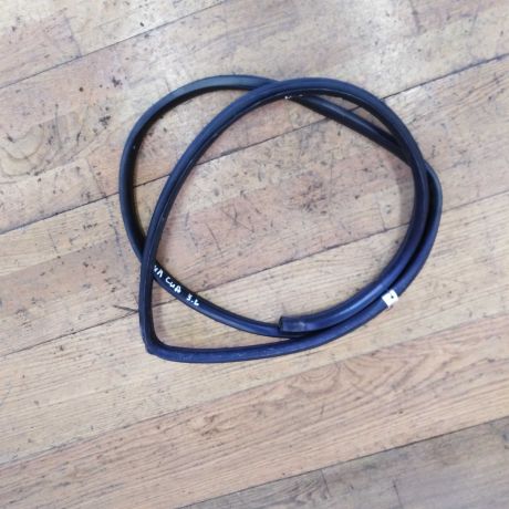 rezinka-uplotnitelnaia-zadniaia-levaia-kia-ceed-art-23772-big-0