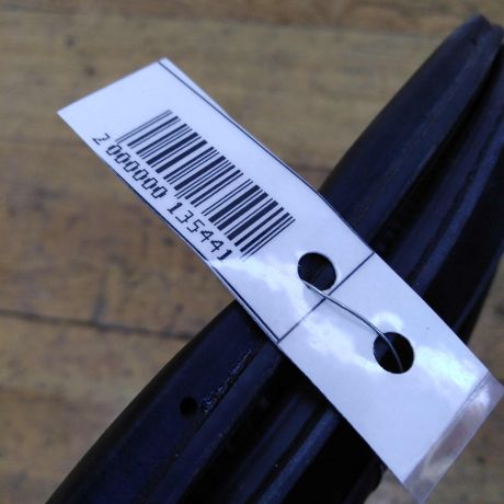 rezinka-uplotnitelnaia-zadniaia-pravaia-mitsubishi-lancer-9-art-23816-big-1