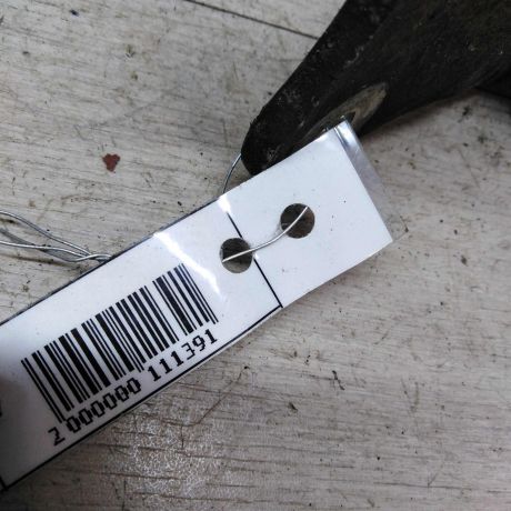 kronstein-bampera-perednii-levyi-audi-a8-d2-art-24484-big-2