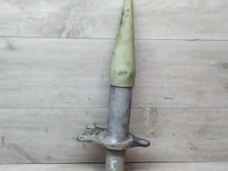 kronstein-bampera-perednii-pravyi-audi-a8-d2-art-24608